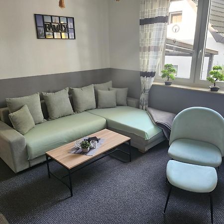 Ferien-, Monteurswohnung In Bottrop Bagian luar foto