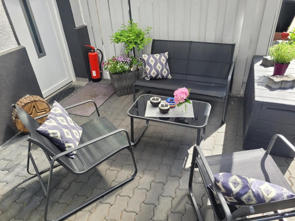 Ferien-, Monteurswohnung In Bottrop Bagian luar foto